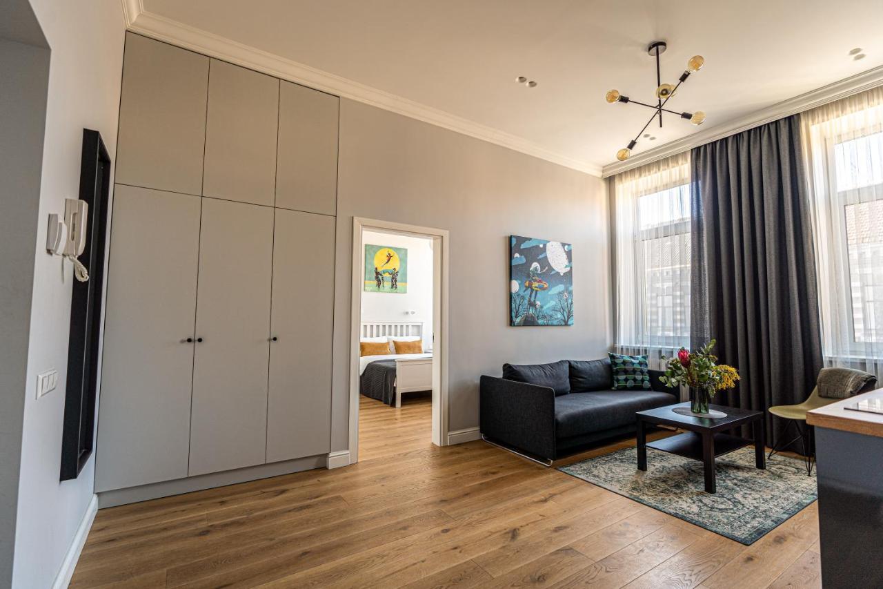 Beautiful Apartment In The Heart Of Каунас Екстер'єр фото