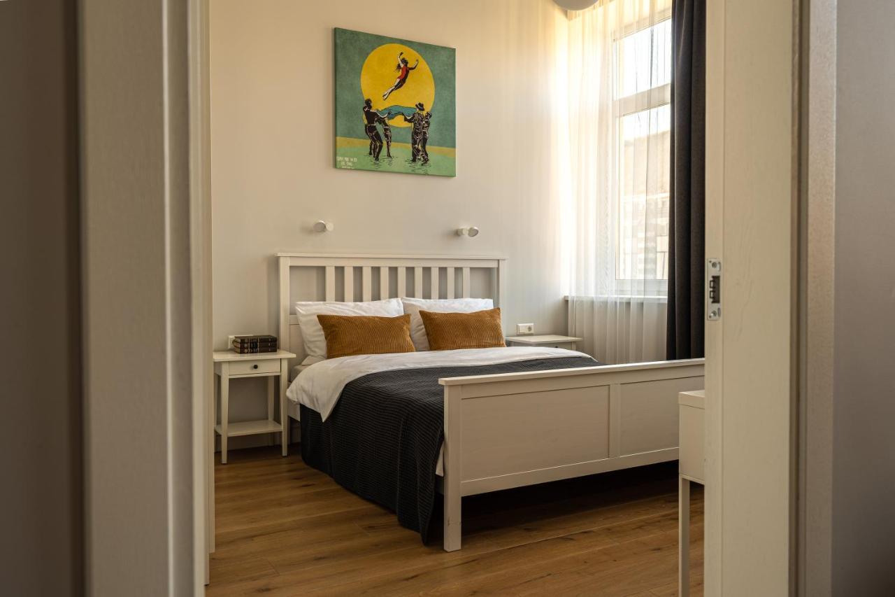 Beautiful Apartment In The Heart Of Каунас Екстер'єр фото